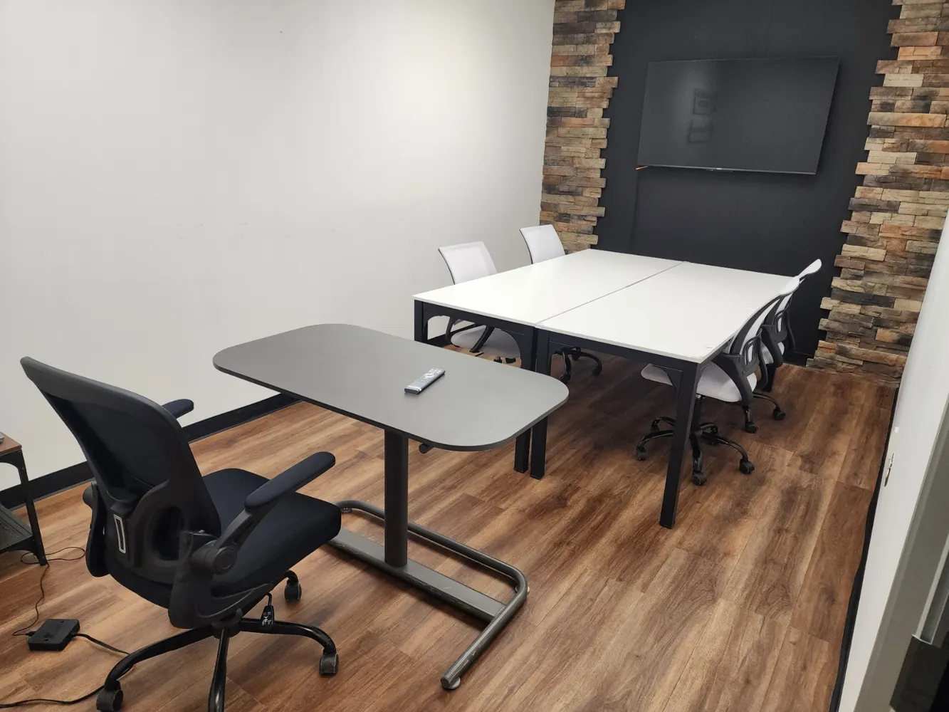 A SkillsHub room for team learning